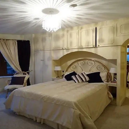 Farmstead Bed and breakfast
