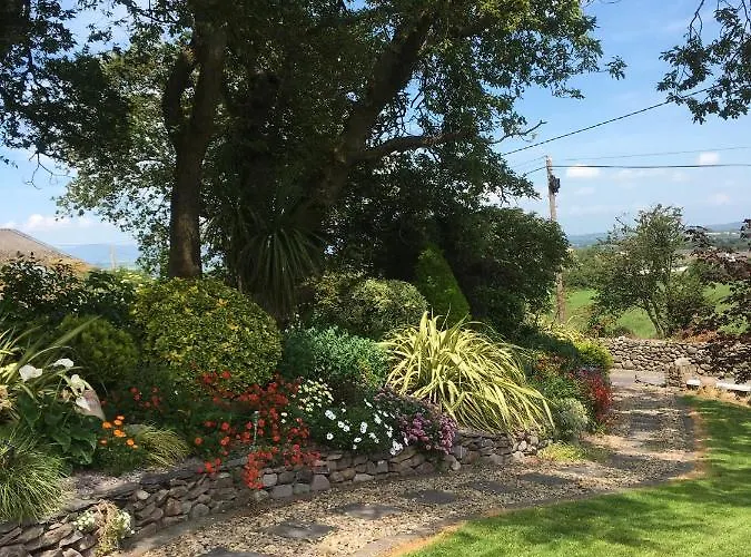 Farmstead Bed & Breakfast 3*